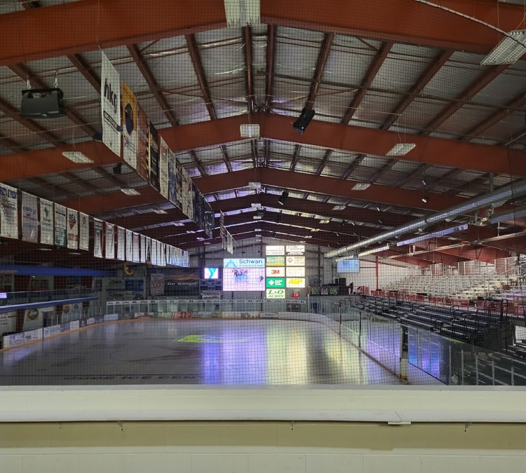 odde-ice-arena-photo
